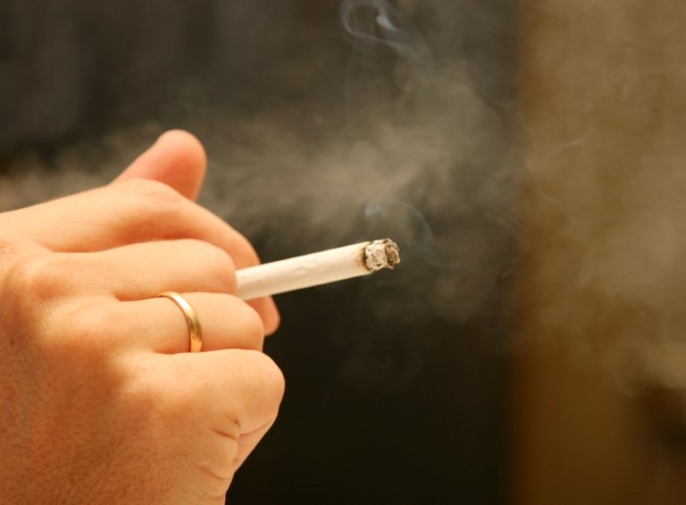 cutting down on cigarettes does not reduce smokers’ risk of early death